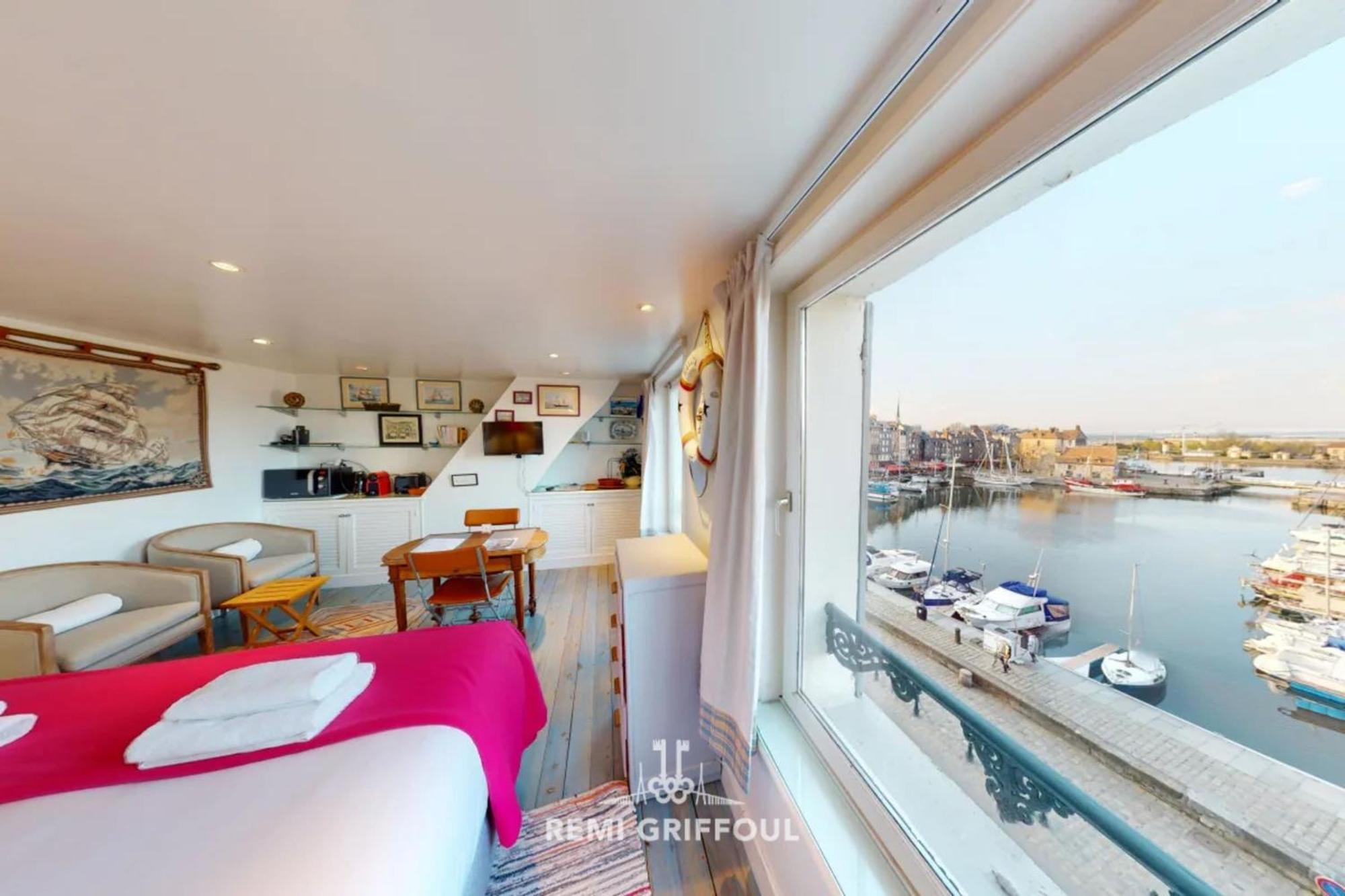 옹플뢰르 Racing The Wind Breathtaking Port View 2 Pers 아파트 외부 사진